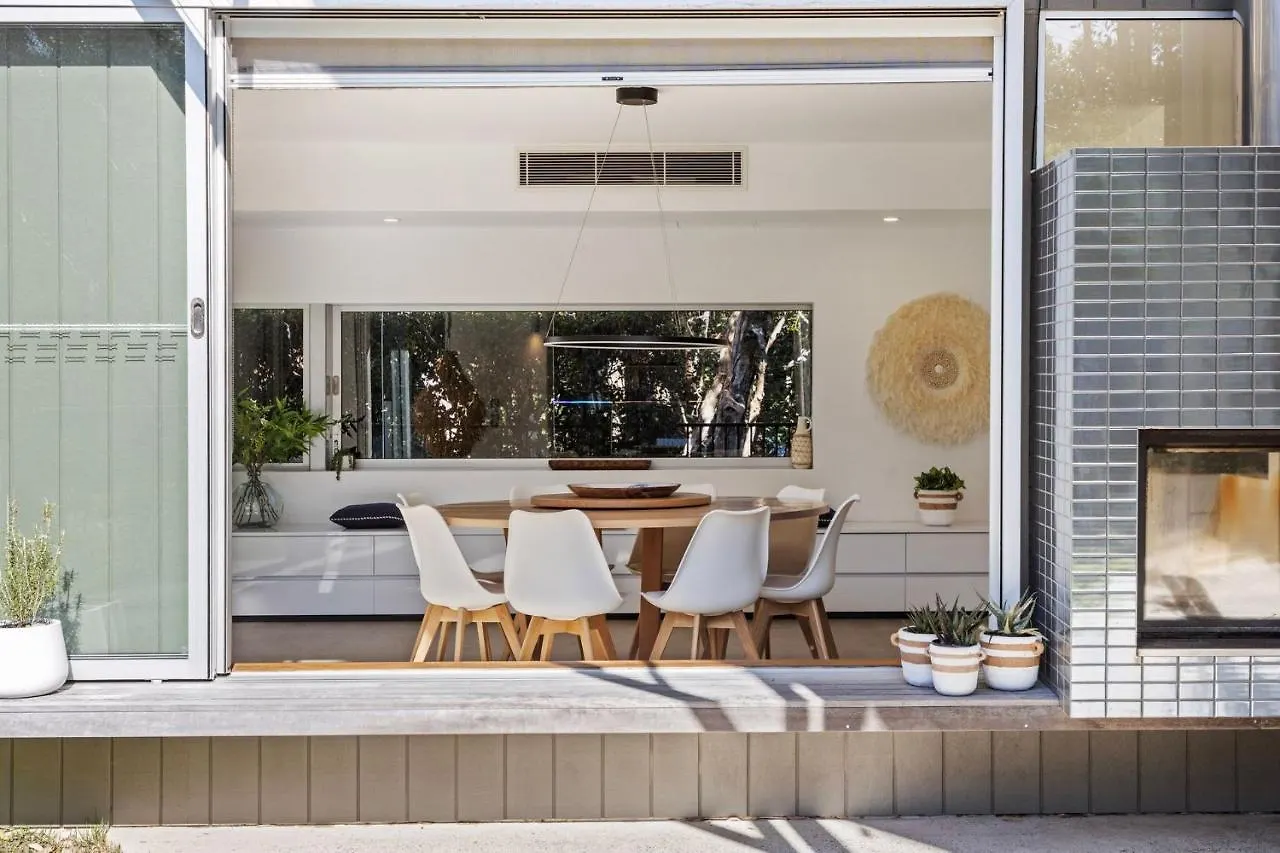 25 Whitehaven Parade Yaroomba Holiday home